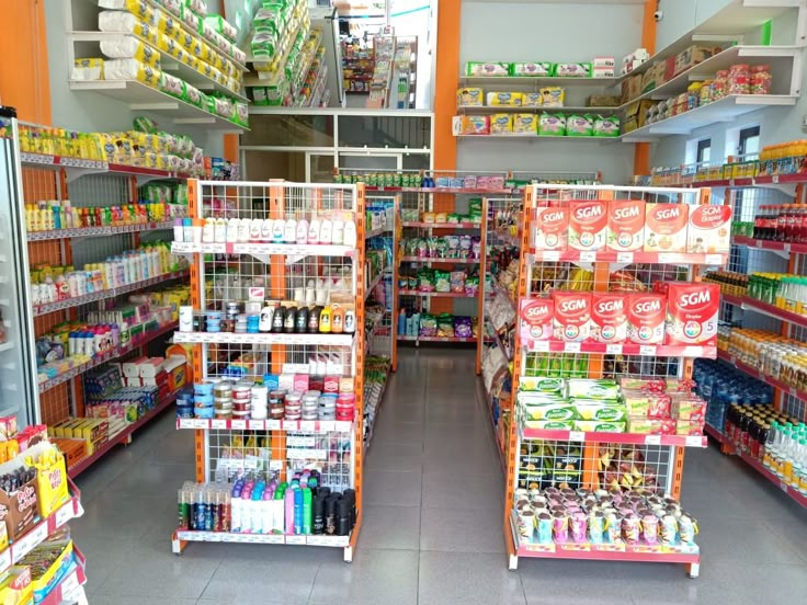 Toko Supri: Jantung Belanja yang Menghangatkan Hati di Cilacap